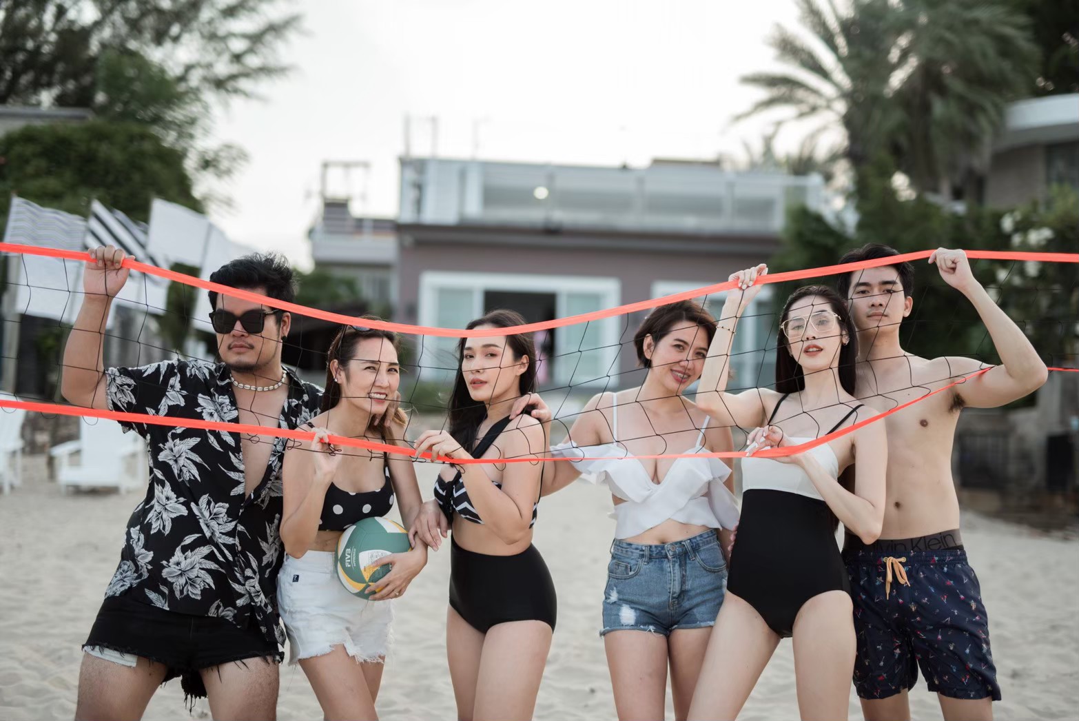 HR15045 บ้านพักติดทะเล The Moon Beach Villa