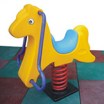 โยกเยกสปริงม้าน้อย