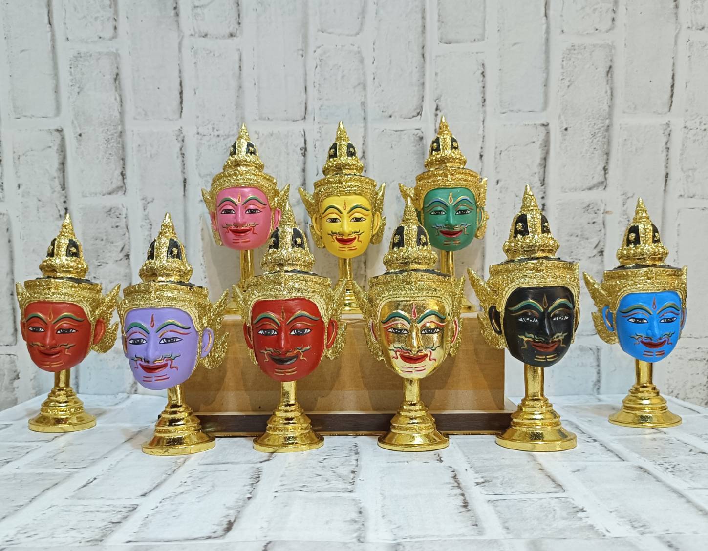 ชุดเศียรเทพประจำวัน 9 เศียร ขนาดเล็ก พร้อมฐานปิดทอง