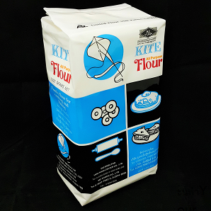 แป้งเอนกประสงค์ ตรา ว่าว 1kg.