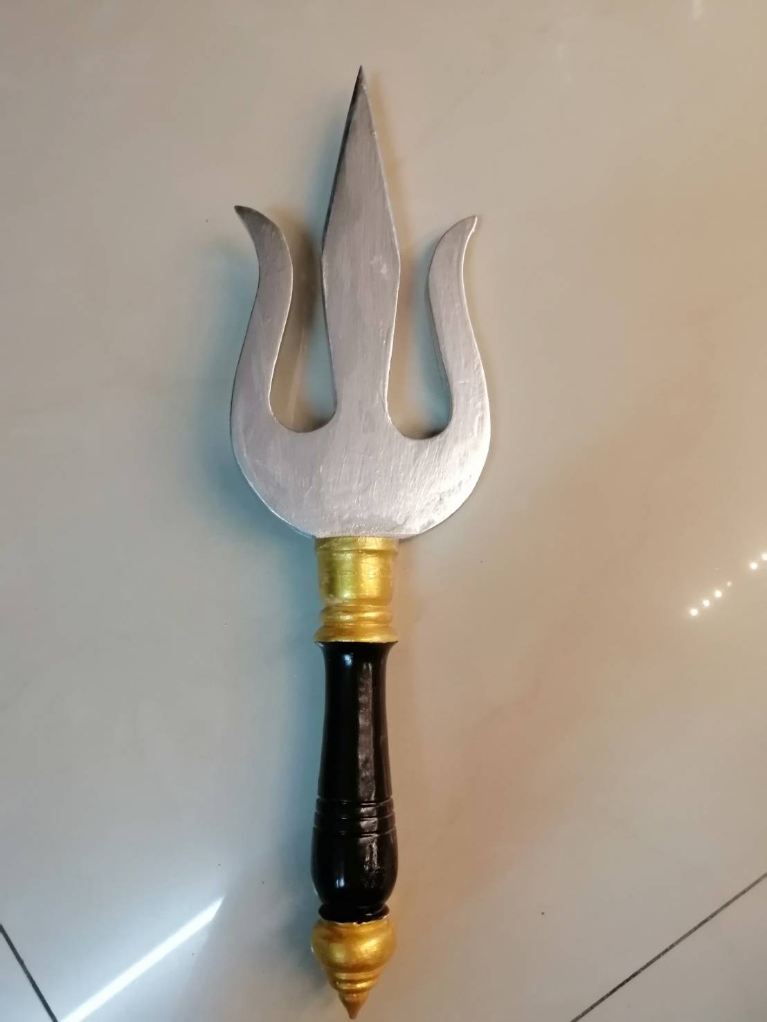 ตรีศูน งานไม้