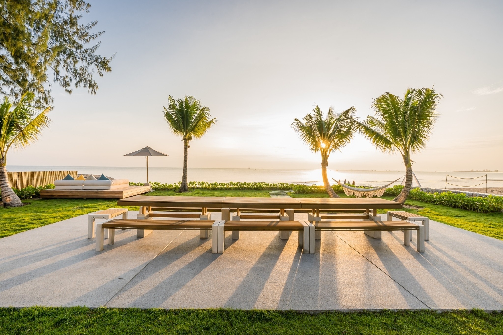 HR15083 บ้านพักติดทะเลหัวหิน The Rest Beachfront Hua Hin Pool Villa