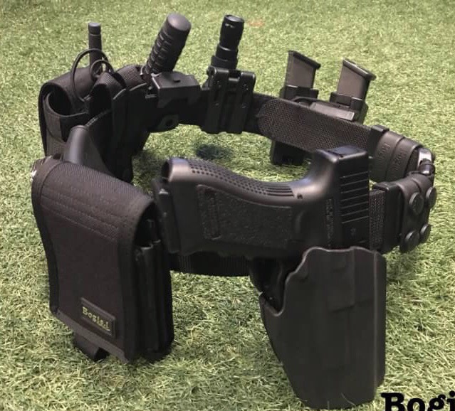 New.อุปกรณ์ยุทธวิธี ✔️เสื้อเกราะยุทธวิธี 1,500 ✔️ซองปืนพกนอก SIG P320sp / GLOCK ✔️เข็มขัดสนาม 500 ✔️ซองแม๊กเดี่ยว 750 / คู่950 ✔️ซองกุญแจมือ 850 / กุญแจ 650 ✔️ดิ้วแท้ ESP100%รับประกัน 1ปี 2500 ✔️ซองโทรศัพท์