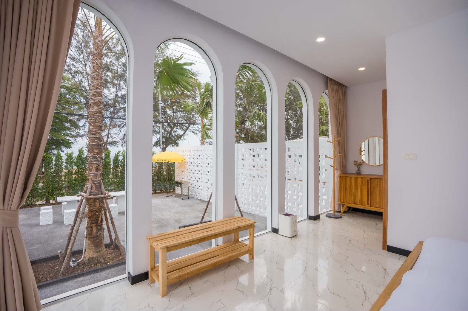 HR15059 บ้านพักติดทะเลชะอำ The Mira Beach Cha Am