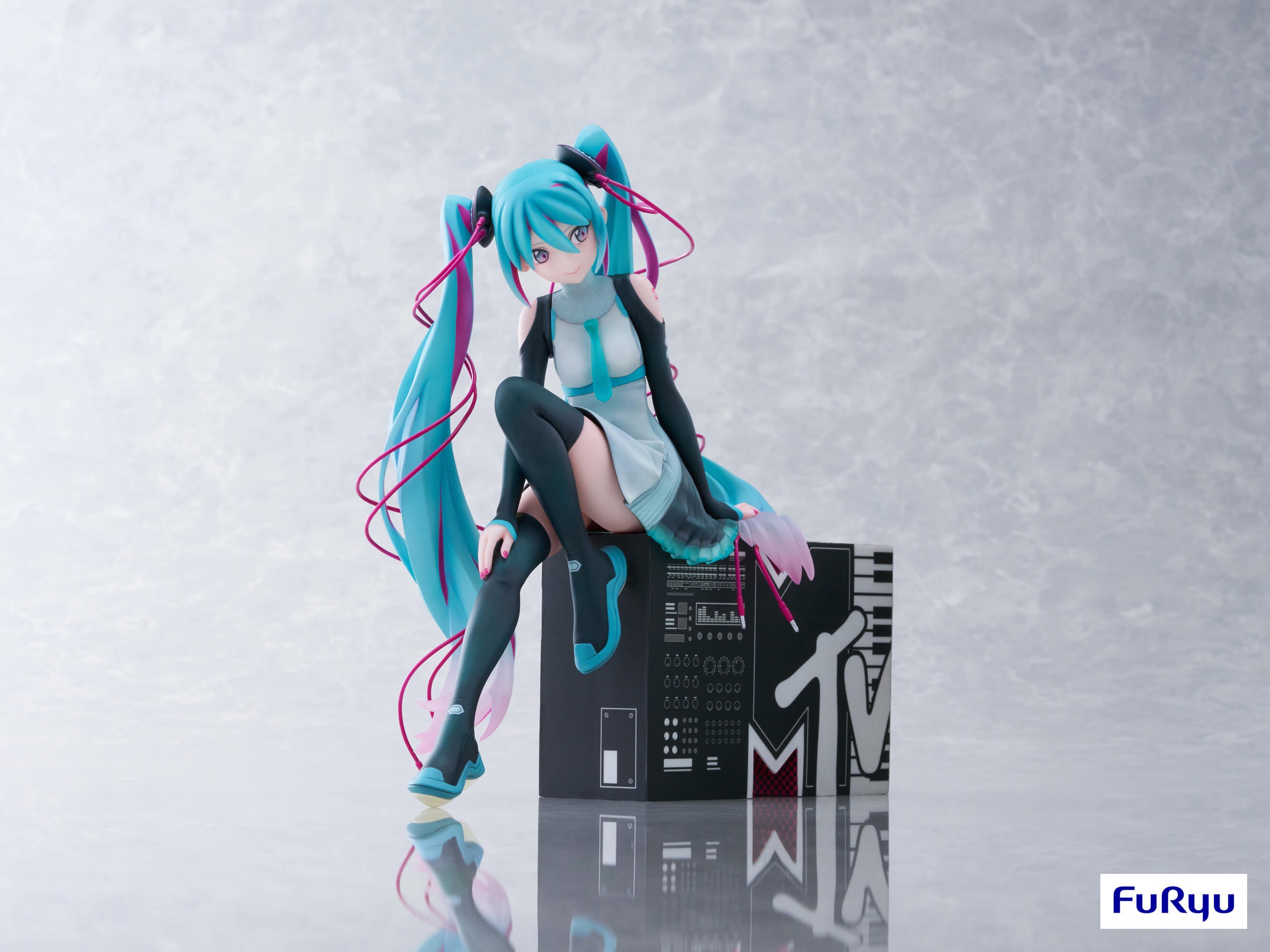 เปิดจอง : Hatsune Miku × MTV