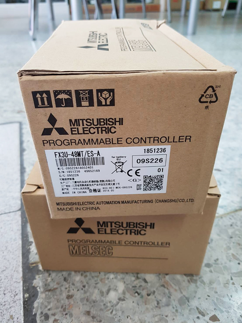 FX3U-48MT/ES-A PLC MITSUBISHI 24 IN/24OUT AC/DC/TRANSISTOR