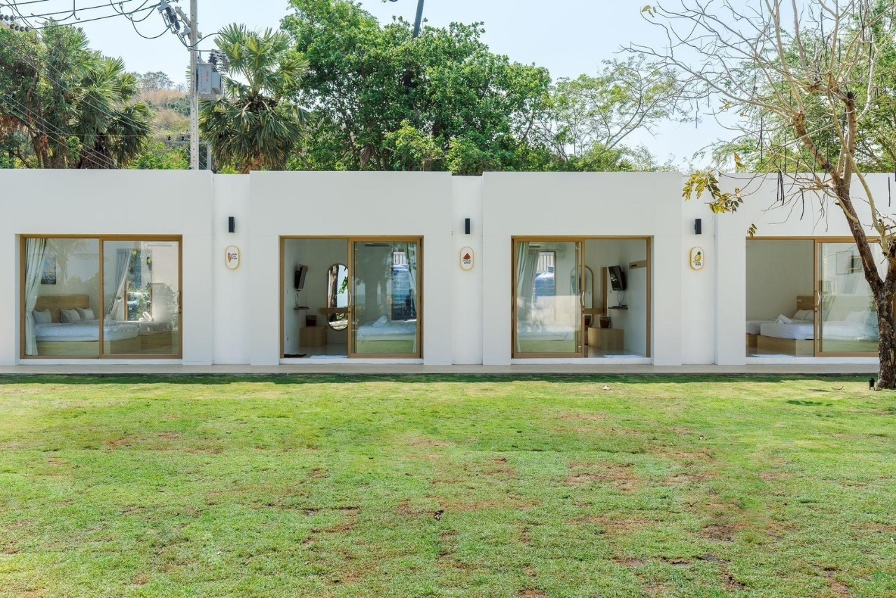 HR15080 The Bristol Beach Huahin Pool villa