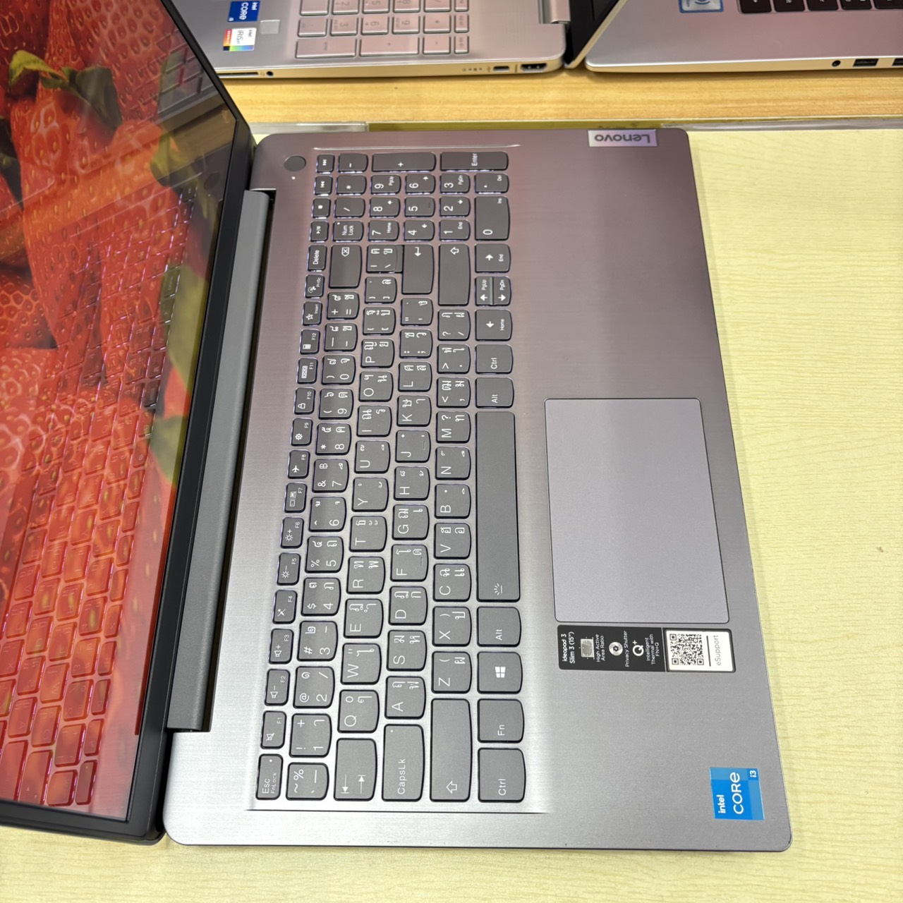 LENOVO IDEAPAD 3 15ITL6 82H800J9TA ติดฟิล์มกันรอยหน้าจอแล้ว สภาพเครื่อง 85%