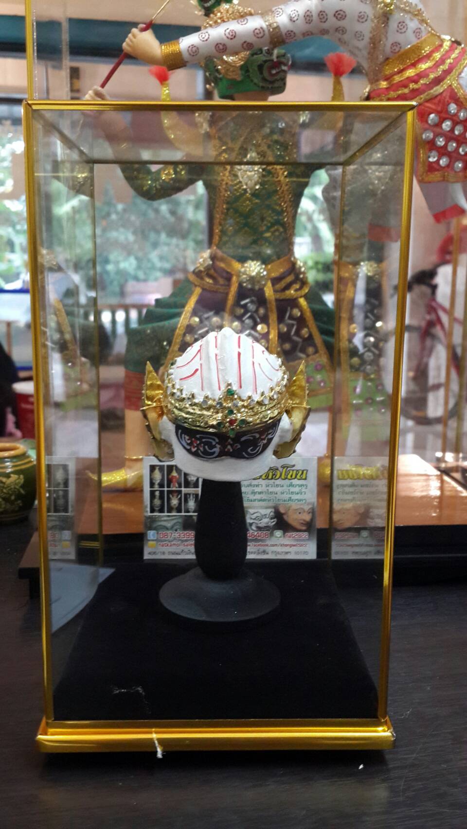 หัวโขนเล็ก พร้อมตู้กระจก