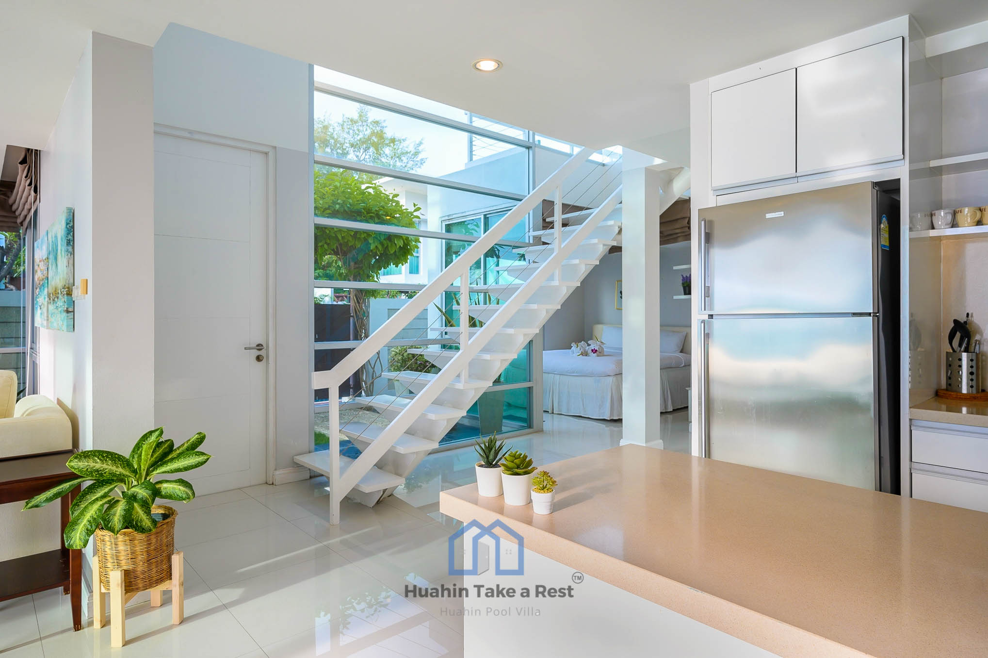 HR15035 บ้านพักติดทะเลหัวหิน บ้านเดอะซันเซตบีช พูลวิลล่า