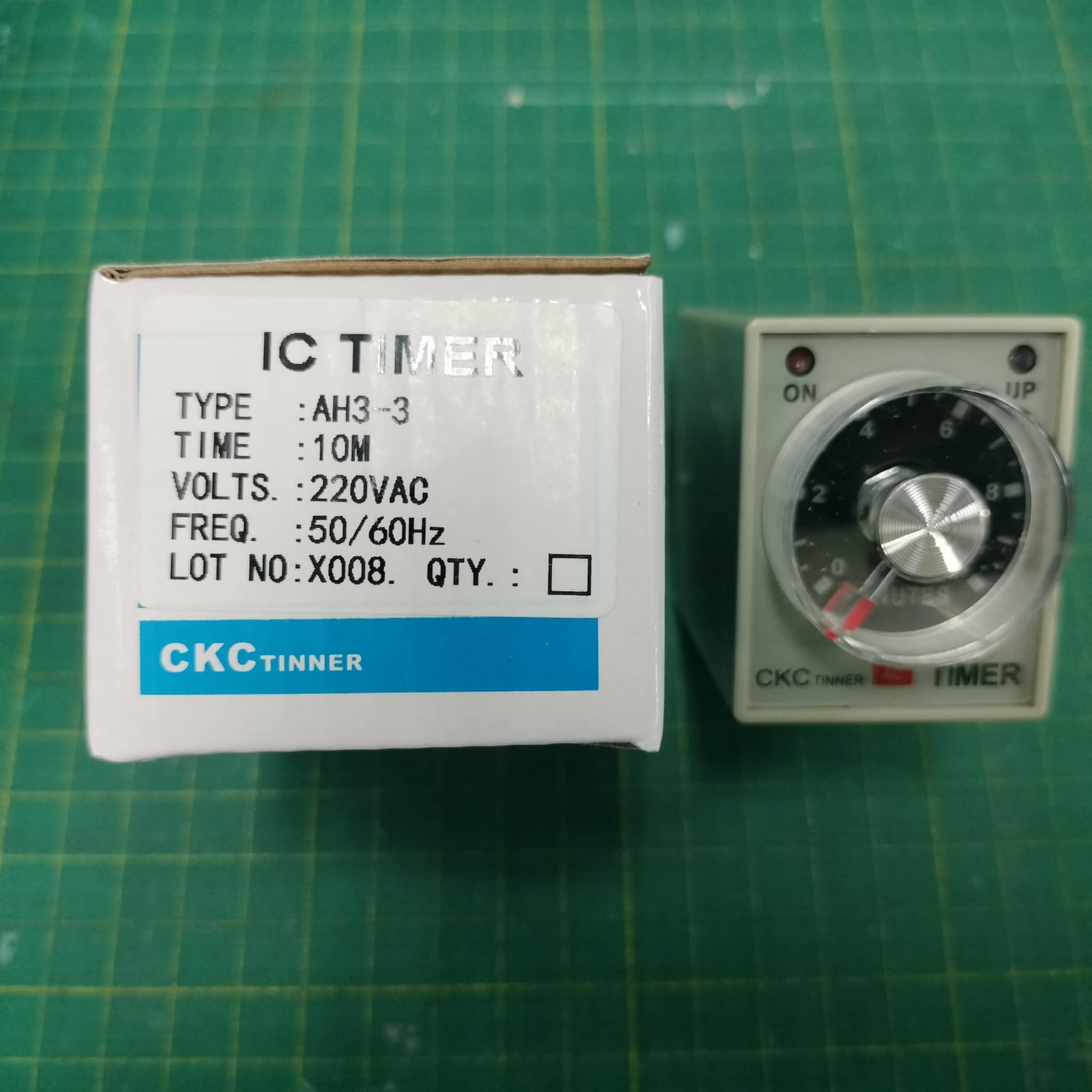 CKC Timer AH3-3 220V ไทม์เมอร์ ฟรีซ็อกเก็ต ช่วงเวลา 10 นาที Delay-ON Delay-OFF