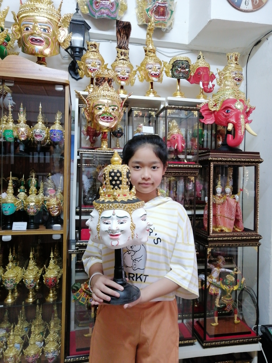 พระพรหม 4 หน้า ขนาดผลส้มโอ พร้อมฐานปิดทอง