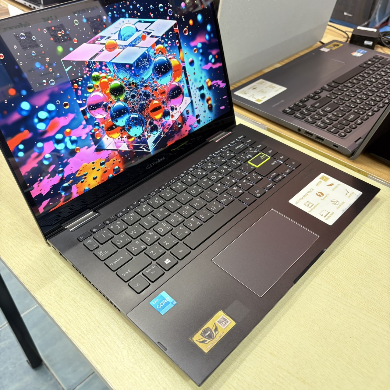 ASUS VIVOBOOOK FLIP 14 TP470EA-EC301WS สภาพเครื่อง 85% ติดฟิล์มกันรอยหน้าจอแล้ว ( 2 IN 1 ฝาพับ 360 องศา หน้าจอ Touch Screen + ปากกา )