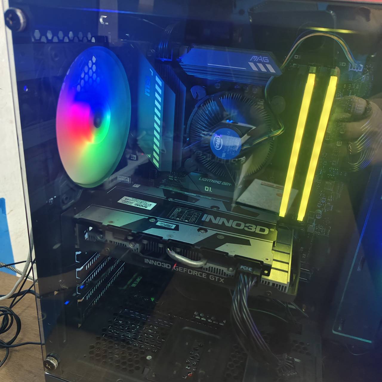 Computer มือ 2 เฉพาะเคส core i5-10400F 2.90GHz