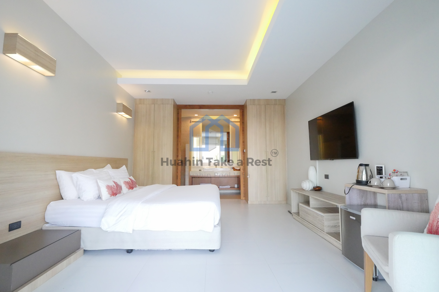 HR15009 บ้านซีบรีซ วิลล่าติดทะเลสุดหรู