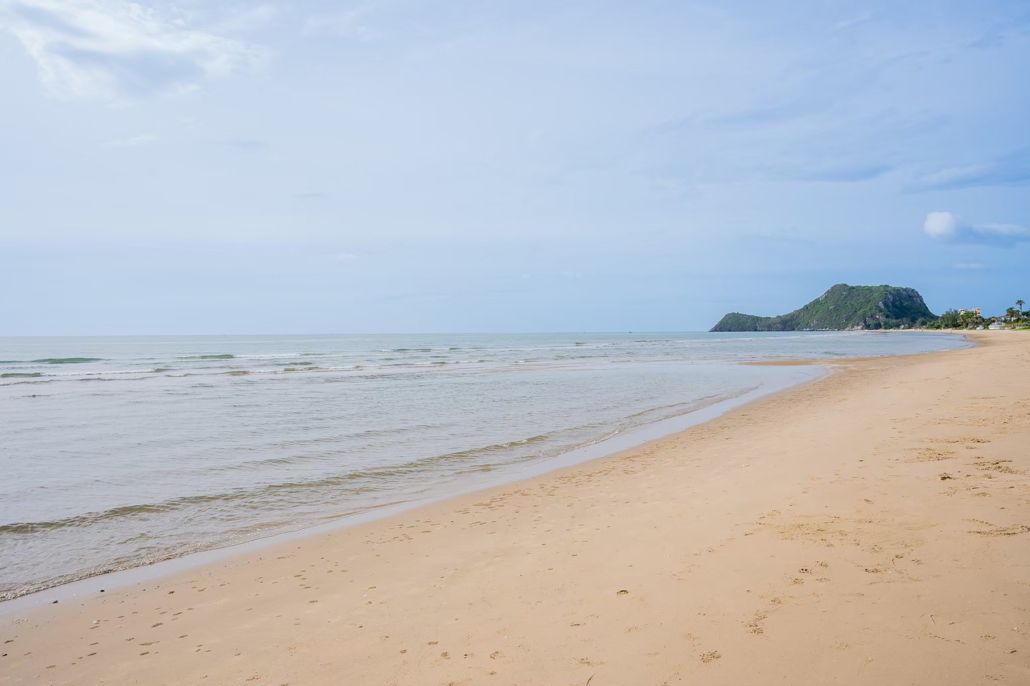 15086 บ้านพักติดทะเล De Pranburi beach villa