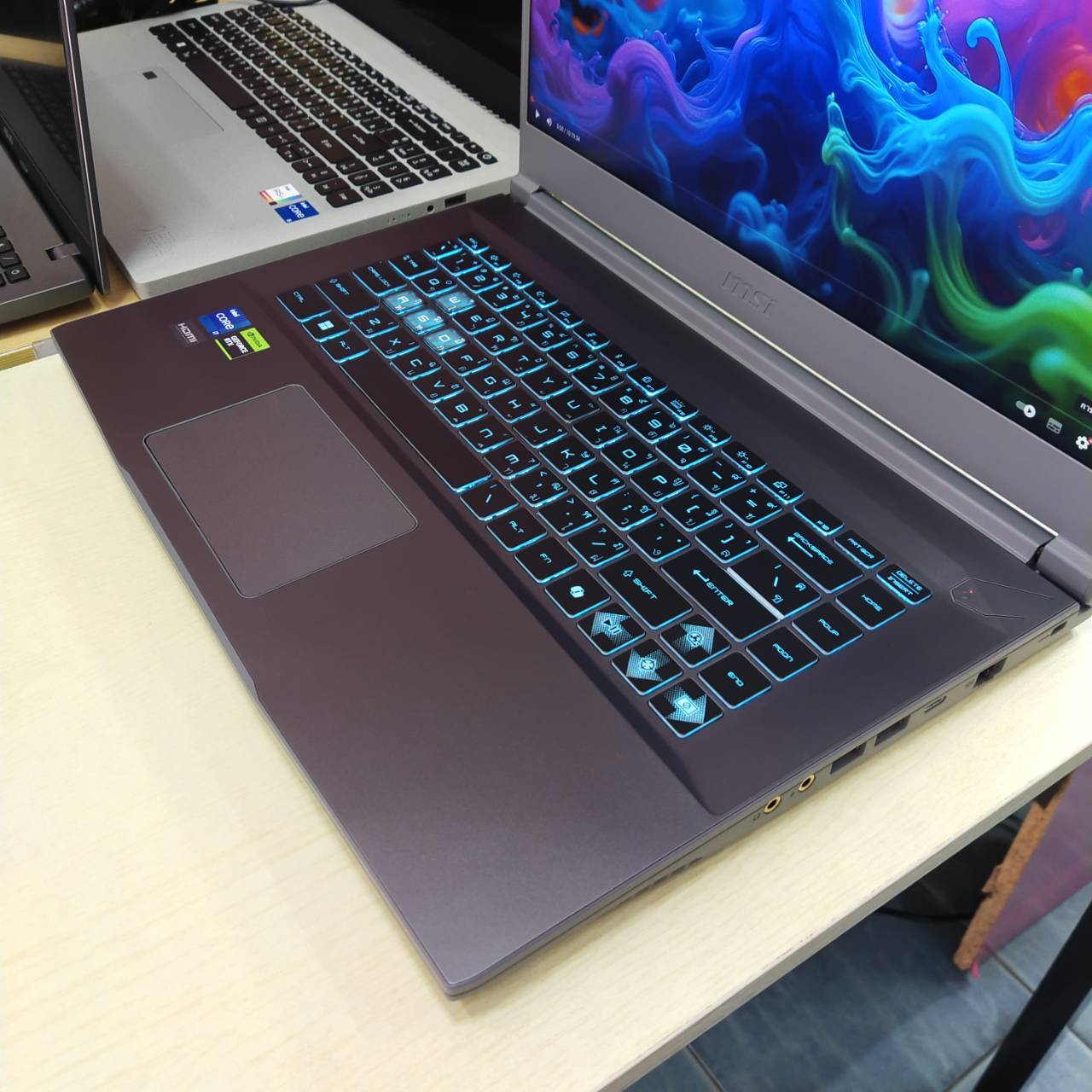 MSI THIN 15 B12UC-1887TH สภาพเครื่อง 95% (ประกันศูนย์ 30/03/2027)