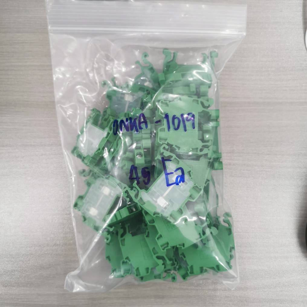 เทอร์มินอล ออนก้า 24A ใช้กับสายขนาด 2.5mm² ONKA-1019 Scewed terminal Green 1010019 MRK Series