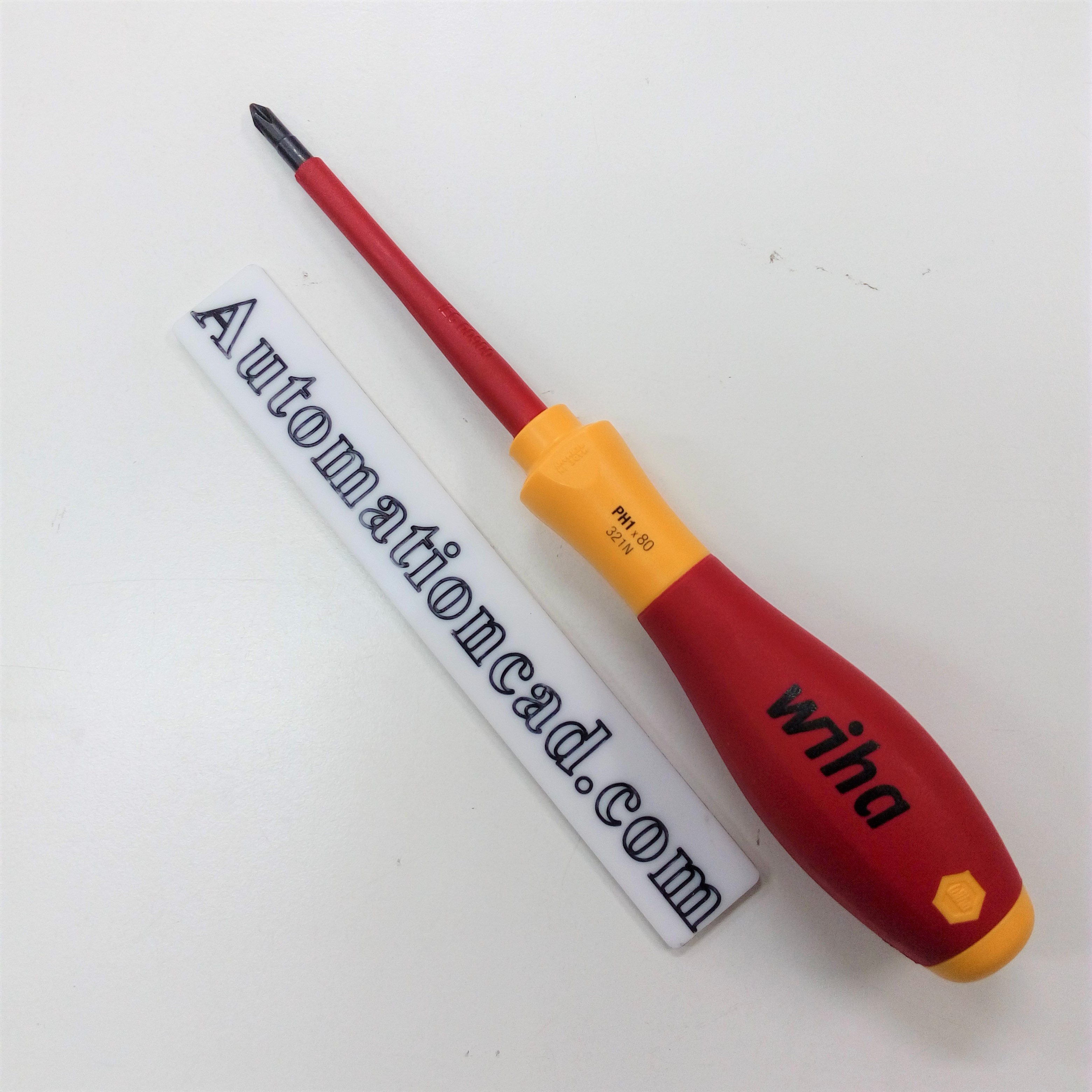 ไขควงแฉกหุ้มฉนวน PH1 x 80mm. WIHA ใช้ขัน SOCKET RELAY - SCREWDRIVER