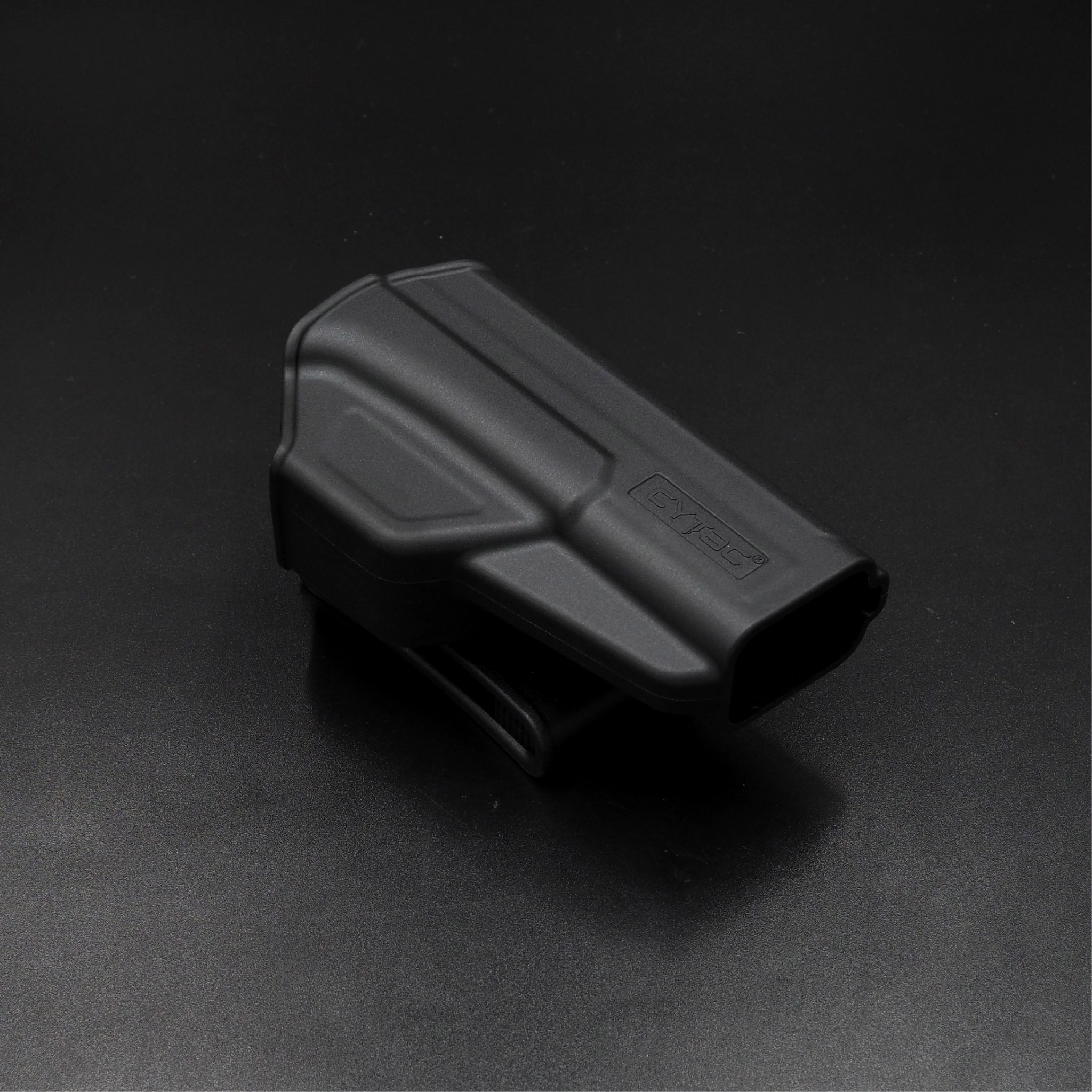 New.ซองพกนอก ปลดล็อคนิ้วโป้ง รุ่น GLOCK 17,22,31 ( Cytac T-Thumbsmart Holster ) -ผลิตจากวัสดุ Polymer เกรดคุณภาพ แข็งแรงทนทาน -ออกแบบให้ปลดล็อคนิ้วโป้ง ใช้งานง่ายเป็นธรรมชาติ และปลอดภัยยิ่งขึ้น -ด้านหลังเป็นเพลทเหน็บเข็มขัด ชนิดพิเศษ มีแผ่นยางเสริม เพิ่มค