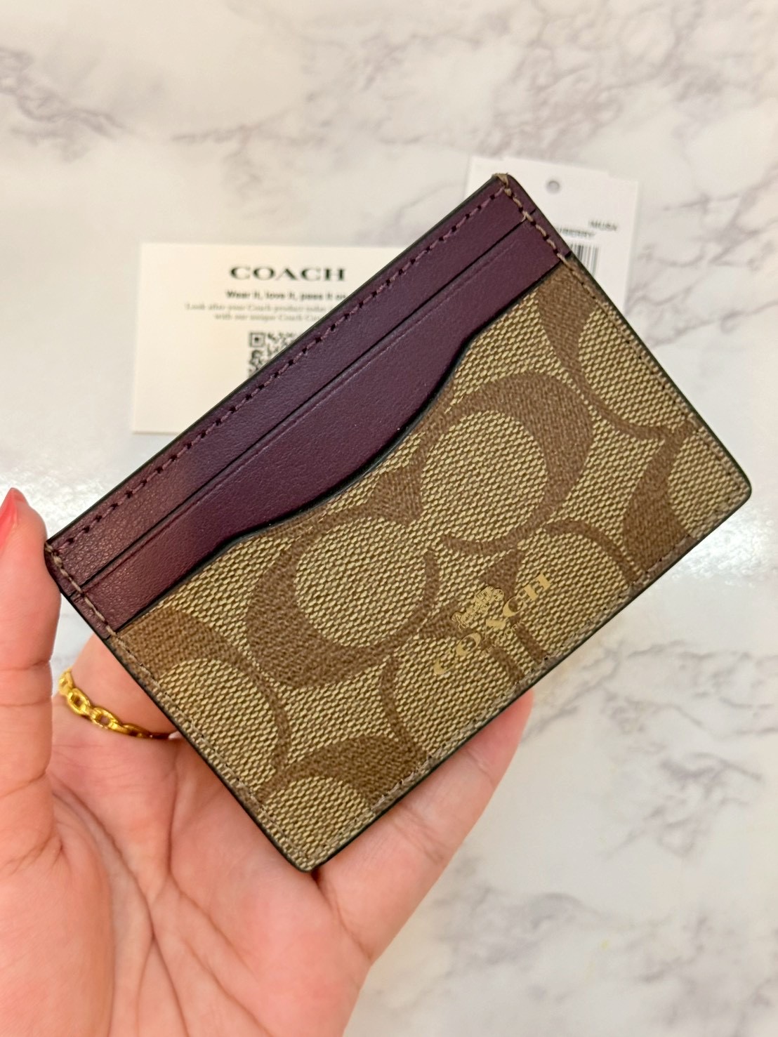 ที่ใส่บัตร สีเขียว Coach CH415