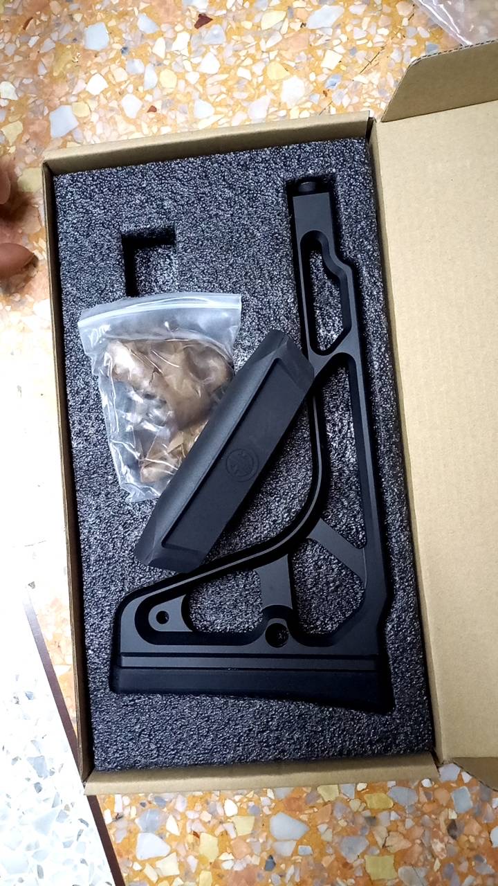 New.รองแก้มพานท้ายพับได้