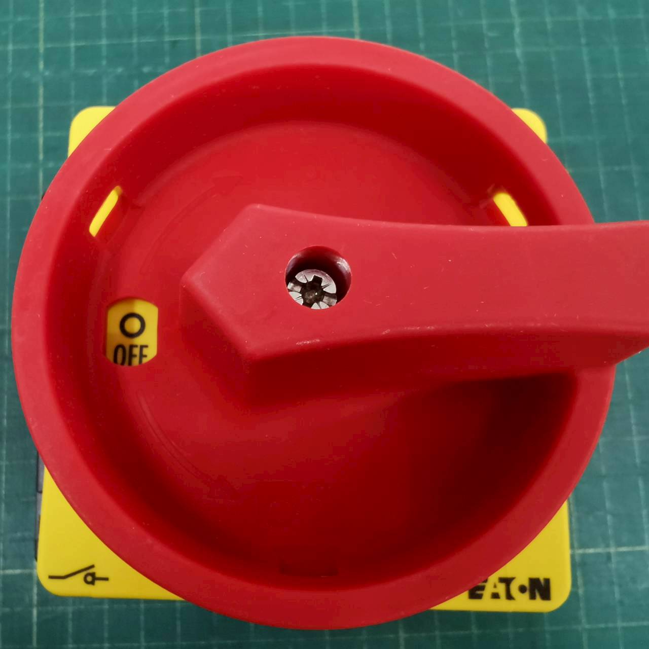 สวิตช์หลัก EATON P3-63/EA/SVB/N 63A 30kW IP65 Main Switch 3P+N Pole Flush Mount Isolator Switch