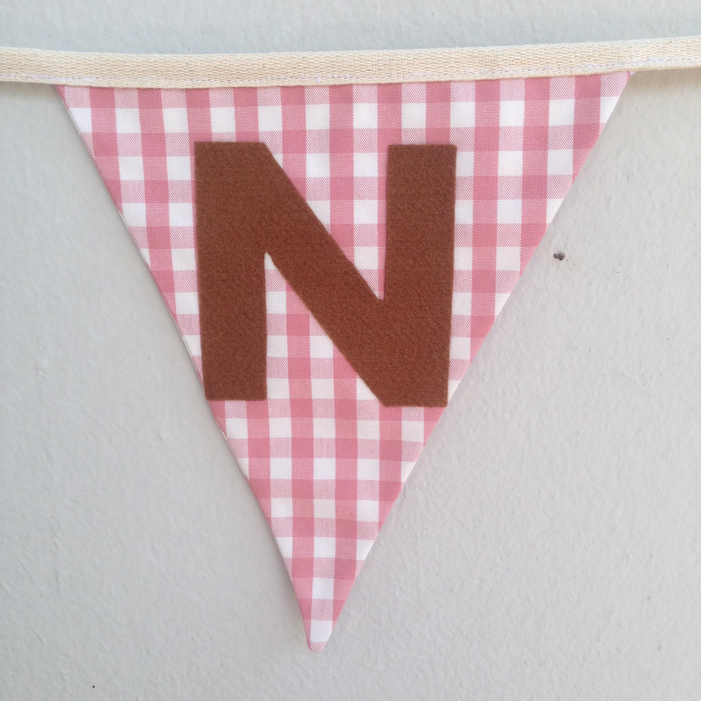 ธงราว FAMILY & KIDS