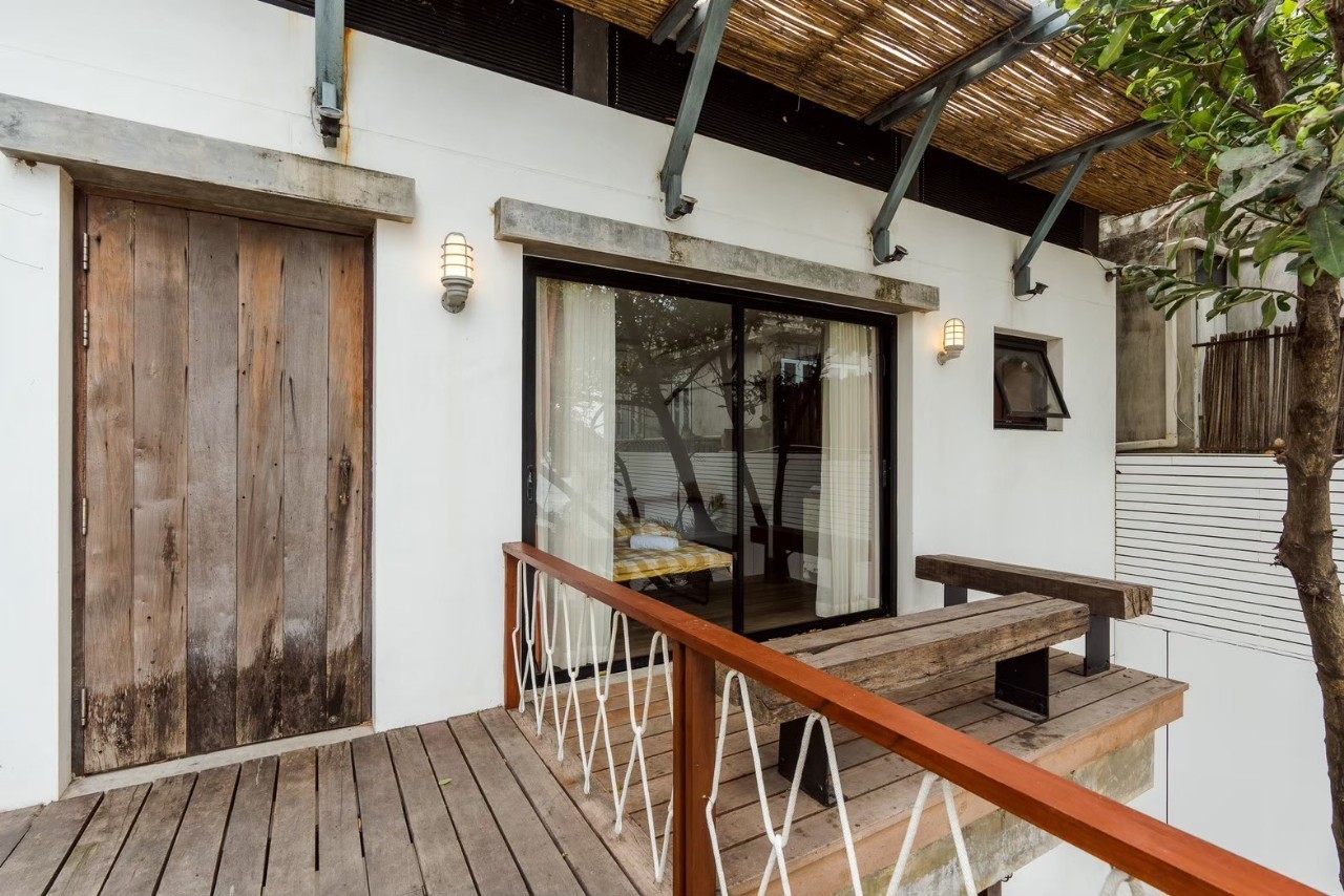 HR15075 บ้านพักติดหาดปราณบุรี The Banana Beach Villa Pranburi