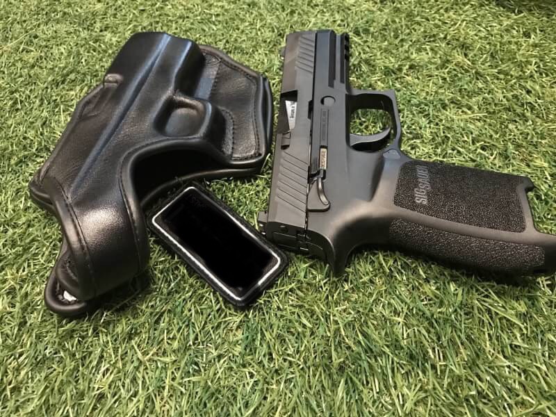 New.สินค้ามาใหม่ ซองหนังขึ้นรูป ซองปืน P320 SIG SAUER ราคาพิเศษ
