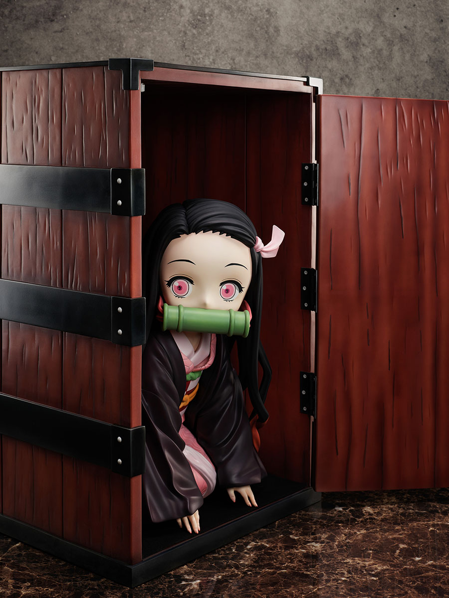 เปิดจอง : Nezuko in a Box - Big Size Figure