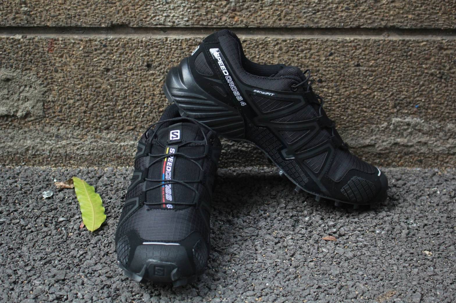 https://youtu.be/VoOqwCetrtk New.รองเท้า SPEEDCROSS 4 CS แท้ MADE IN VIETNAM ⭕รองเท้ายุทธวิธี รุ่น SPEEDCROSS 3 CS MADE IN VIETNAM กันน้ำ เหมาะสำหรับ กีฬายิงปืนยุทธวิธี ขี่จักรยาน วิ่ง ปีนเขา เดินป่า กีฬา The Tank และ ใส่รับรองทุกประเภท ⭕ #จุดเด่น น้ำหนัก