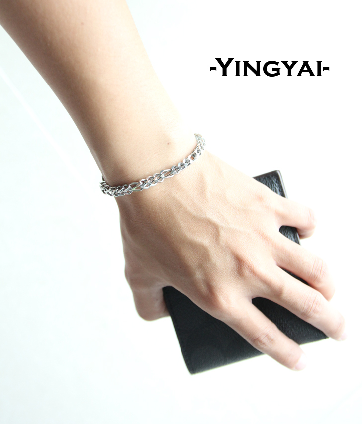 สร้อยข้อมือสแตนเลส แบบเหลี่ยม