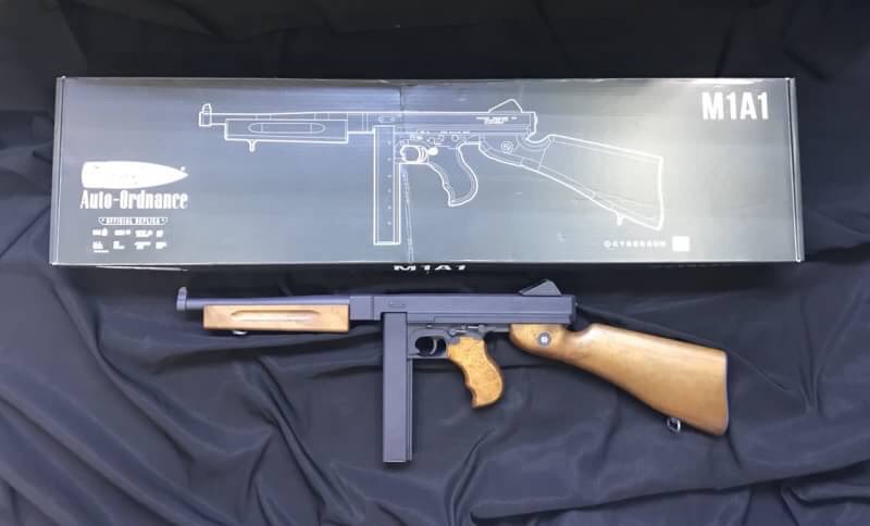 New ! Cybergun thompson M1A1 gas blow black ราราพิเศษ