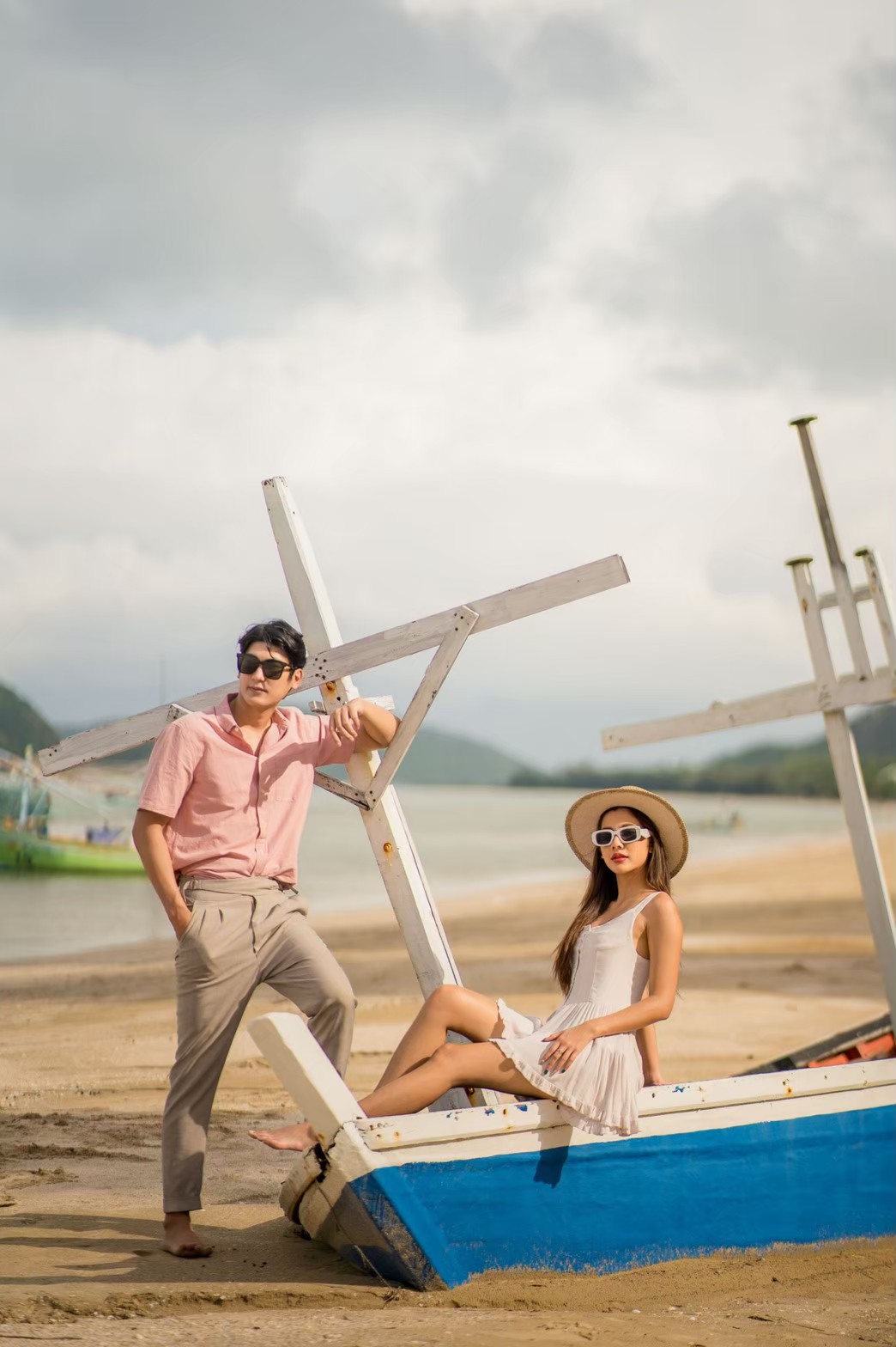 HR15064 บ้านพักติดทะเล The Ocean Beach Villa, Sam Roi Yod.