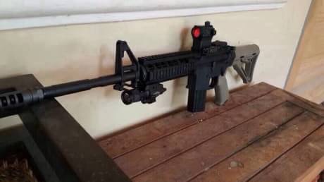 New.Surefire X400V LED WeaponLight W/ Red Las ราคาพิเศษ