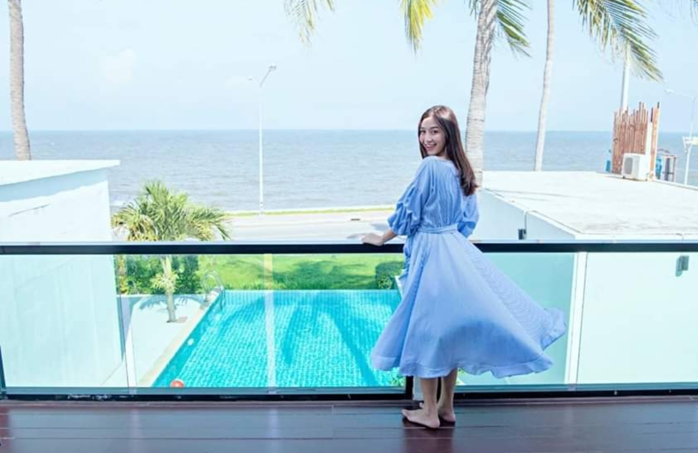 HR15008 บ้านพักติดทะเล โมเดิร์นบีช ปราณบุรี