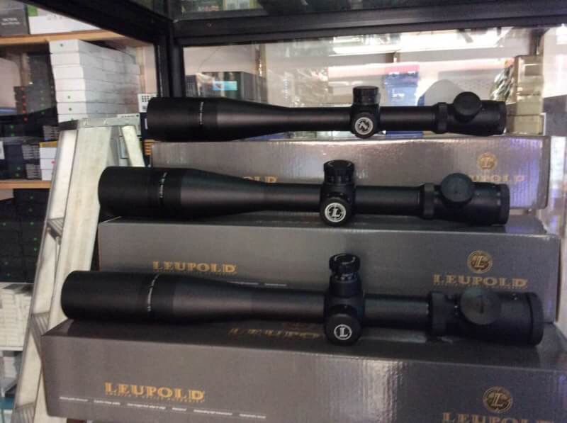 New.สินค้ามาใหม่ สโครปติดปืนจริง LEUPOLD MARK4 มาพร้อมข้อต่อบังแสง ระดับซูม 4-16x50 ราคาพิเศษ