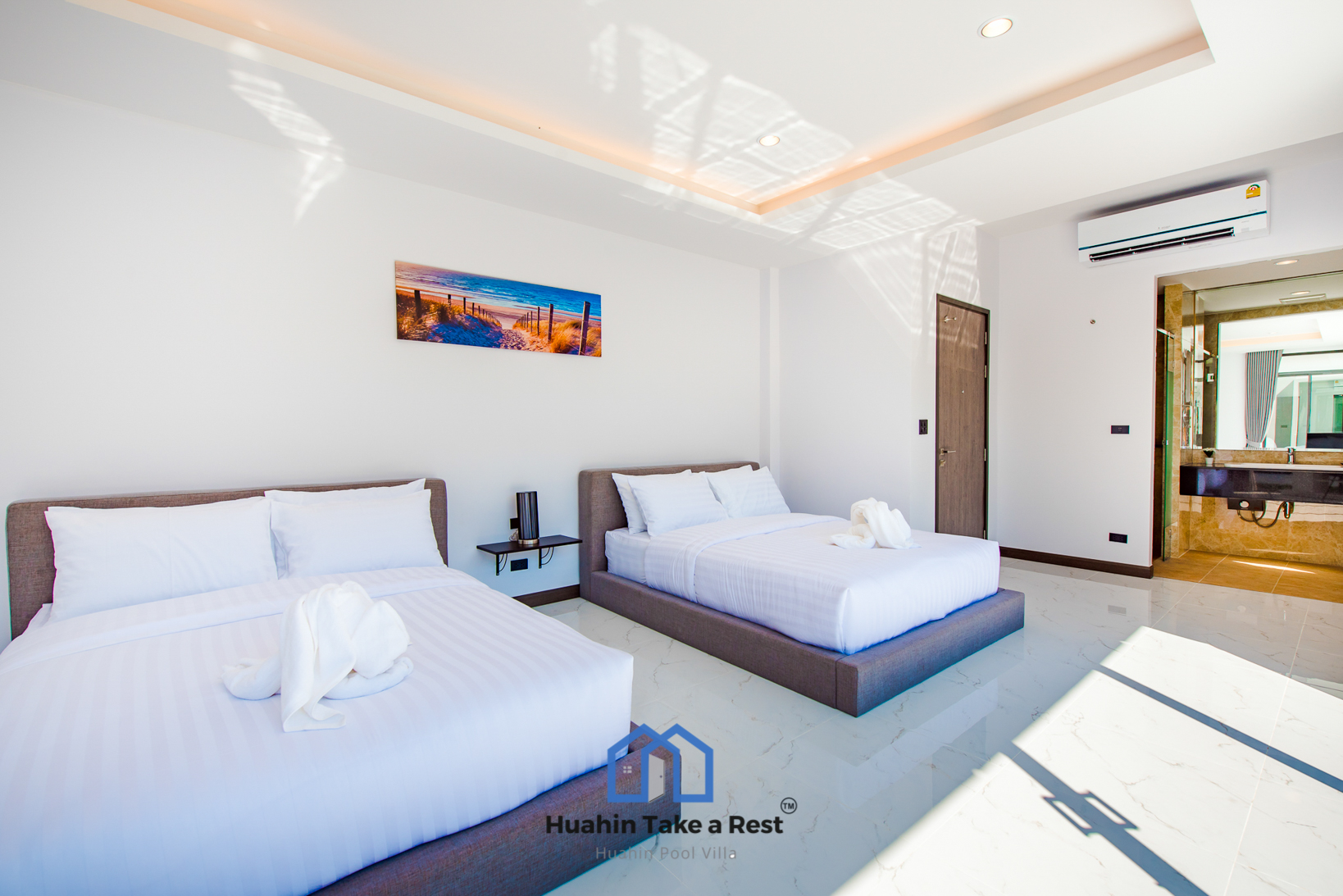 HR15039 บ้านพักติดทะเลหัวหิน The Premium Beach Villa Hua Hin