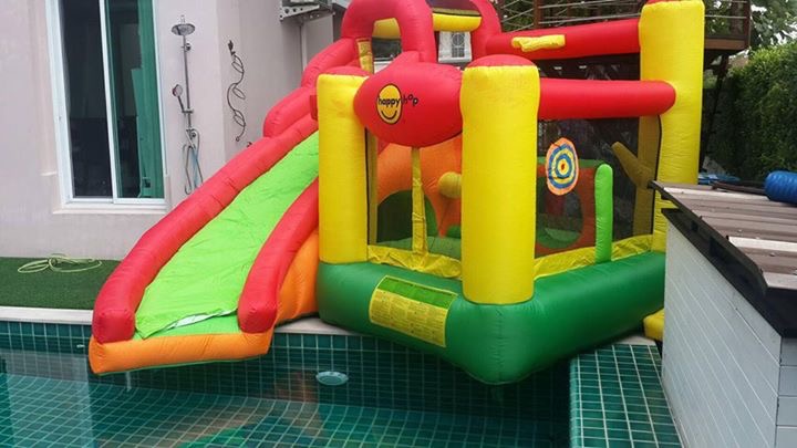 บ้านลมอุโมงค์สไลด์เดอร์