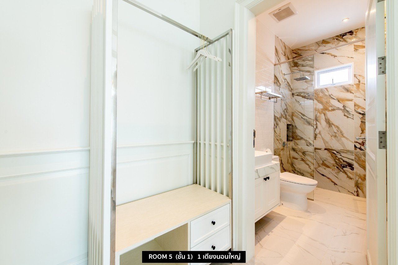 HR15030 บ้านพักติดทะเล The Vacation Beach Pool Villa Cha Am