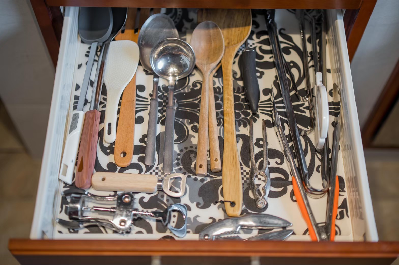 HR15064 บ้านพักติดทะเล The Ocean Beach Villa, Sam Roi Yod.