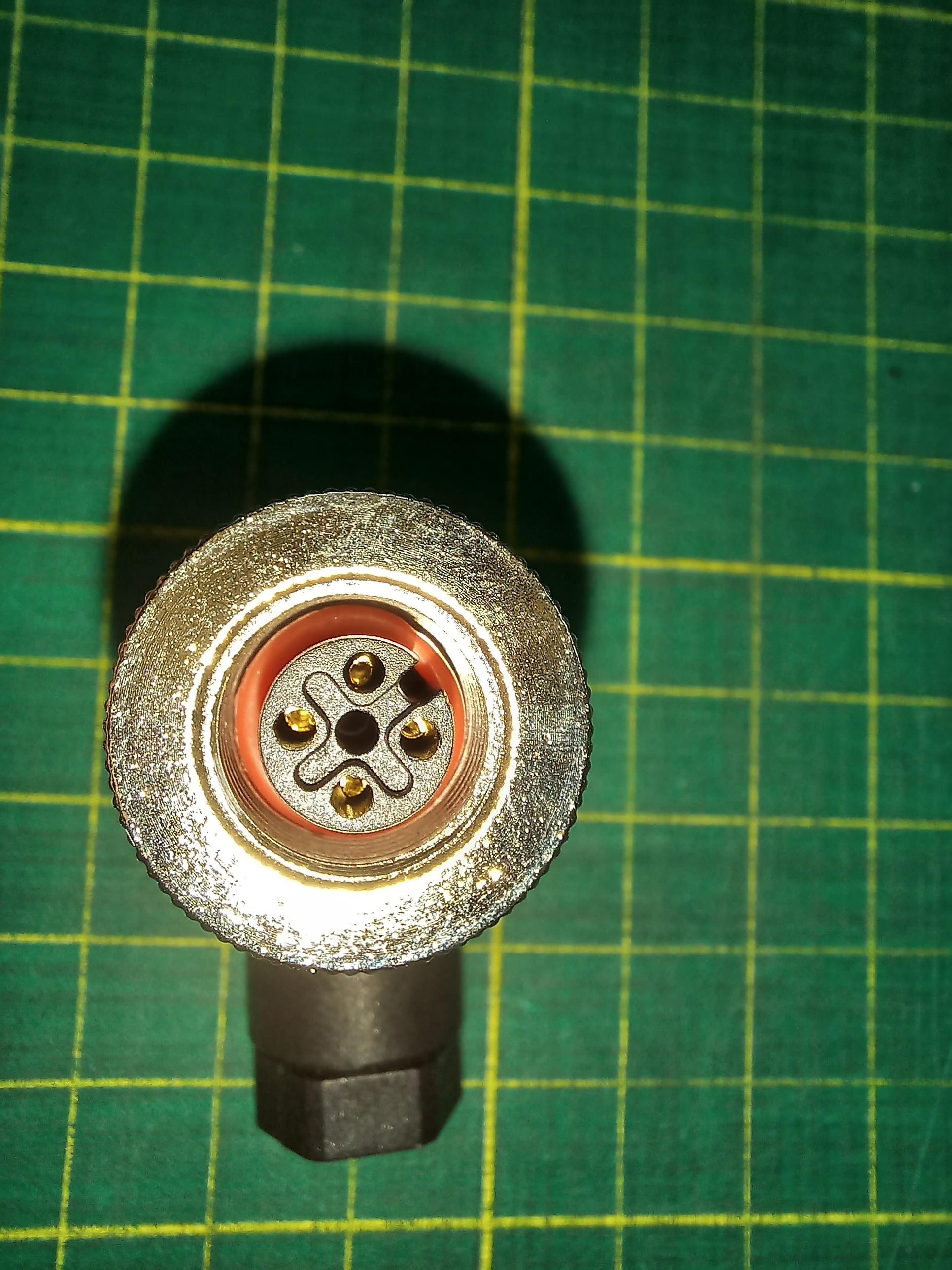 หัวคอนเนคเตอร์ M12 4Pins แบบงอ 90 ํ ตัวเมีย Connector