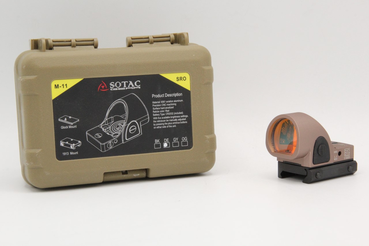 ดอท Trijicon รุ่น SRO คุณสมบัติ : ดอทรูปทรงขนาดเล็ก ทนแรงกระแทรกได้ในระดับหนึ่ง มาพร้อมเพลตติดปืนGlock(สำหรับปืนบีบีกัน) ตัวจุดแดงเล็กและคมชัด(2MOA) ทำงานด้วยปุ่มบวกลบ อุปกรณ์ภายในกล่อง : ตัวดอท เพลตติดปืนGlock ประแจ ผ้าเช็ดเลนส์ ถ้าCR2032 1ก้อน ใช้ถ่าน C