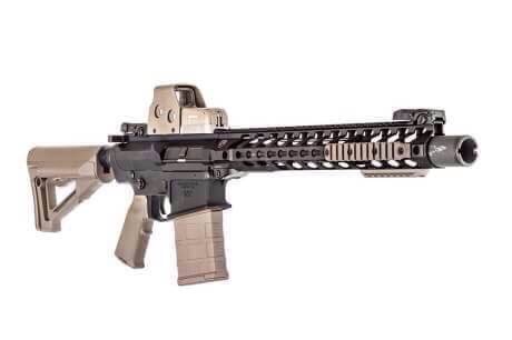 New.ชุดหน้า Fortis REV M4 CMMG / 5.56 12"- งาน CNC น้ำหนักเบาเพียง 25กรัม - ใช้ติดตั้งกับแกน Delta Ring ได้เลย (ดูตามรูป) - มีช่องสำหรับอุปกรณ์ Keymod - มีราง20mm มาตรฐาน - มีช่องหูกวิน 4 ช่อง สีดำ ราคาพิเศษ