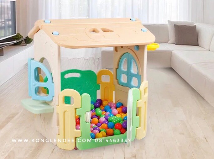 บ้านของเล่นกลางสวน