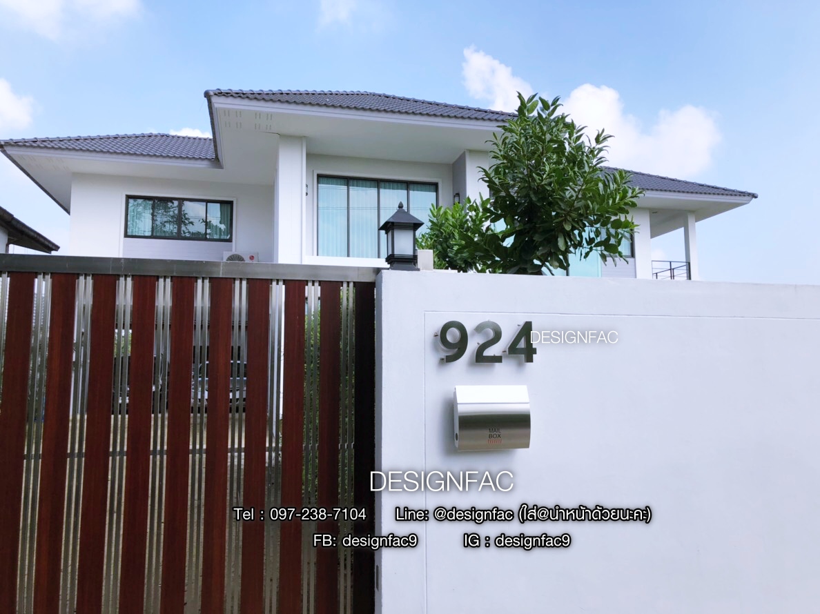 ป้ายบ้านเลขที่ เลขที่บ้าน ชื่อบ้าน ตัวเลขและตัวอักษรสแตนเลสแบบขาลอยยึดสกรู