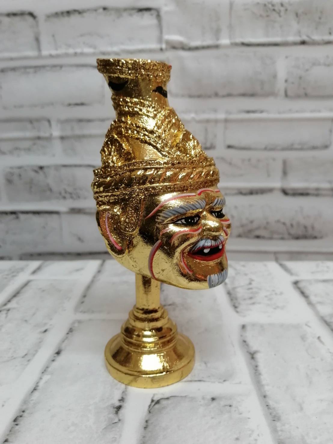 พ่อแก่ ขนาดกลาง 4 นิ้ว พร้อมฐานปิดทอง