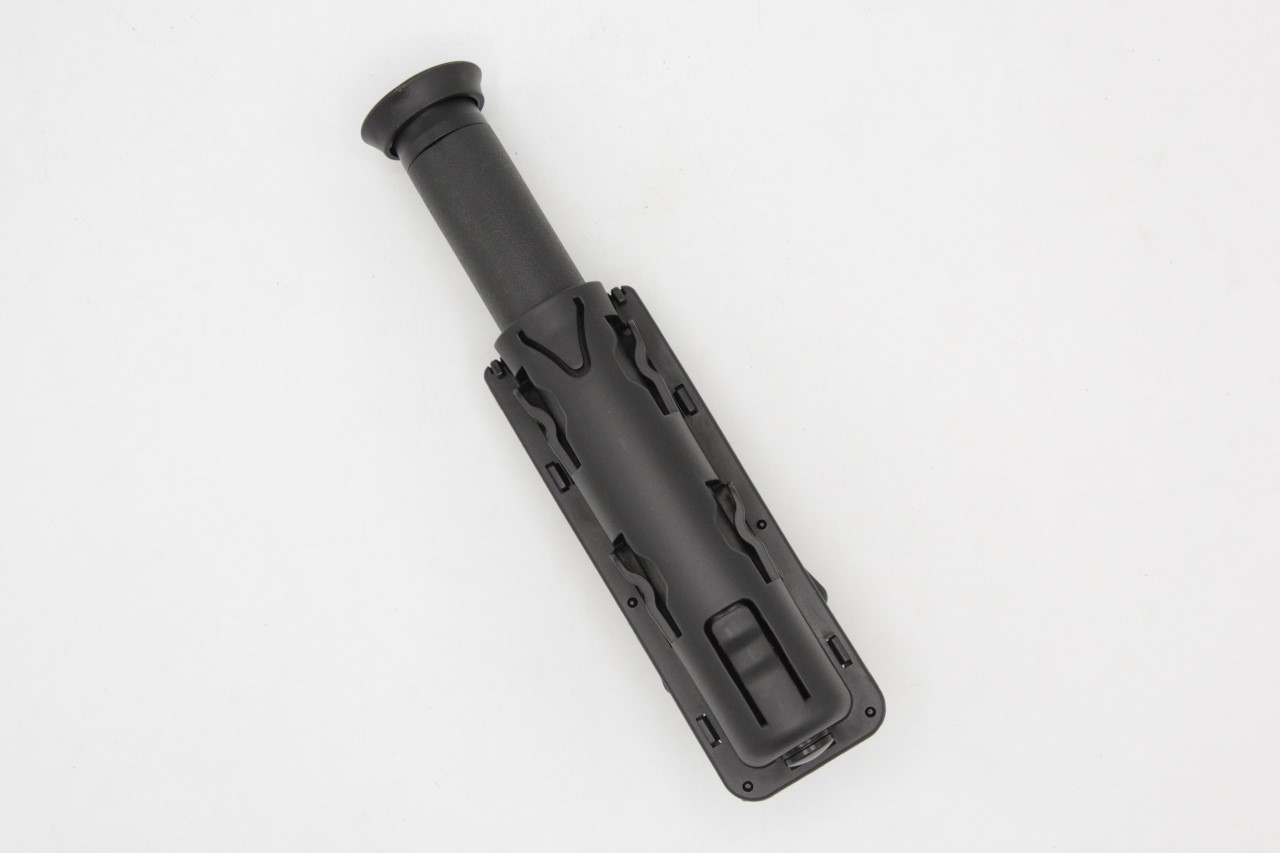 ดิ้ว รุ่น 16” + ซองดิ้วโพลิเมอร์ ขนาดเมื่อยืดแล้ว : 16นิ้ว ขนาดเมื่อเก็บแล้ว : 9นิ้ว น้ำหนัก : 316 กรัม คุณสมบัติ : #ผลิตจากเหล็กชุบแข็ง แข็งแรงทนทาน #ใช้งานง่ายยืดออกได้เพียงมือเดียว และหดเก็บได้ด้วยระบบกดตูด ไม่ต้องกระแทรกเก็บเหมือนรุ่นเก่าๆๆ #ด้ามจับเป