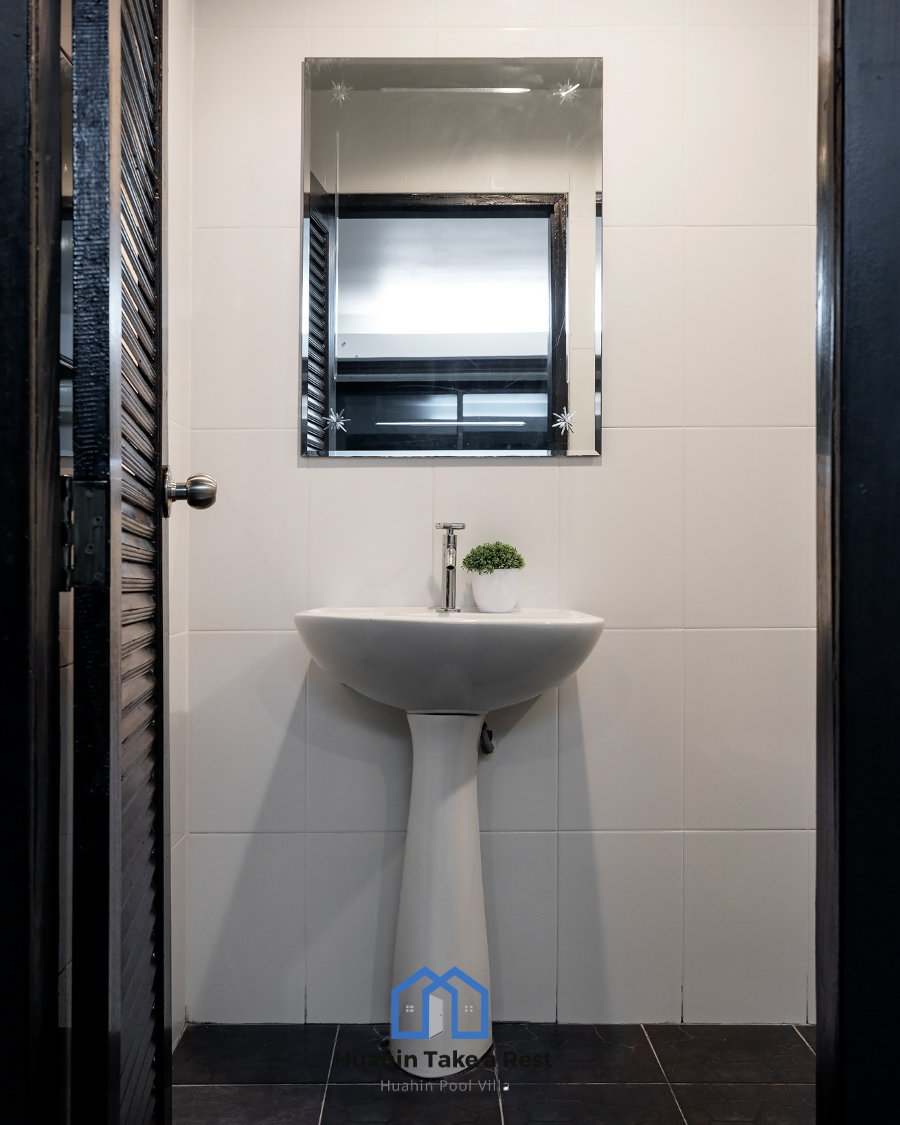 HR15043 บ้านพักหัวหิน บ้านบีชไซด์ พูลวิลล่า